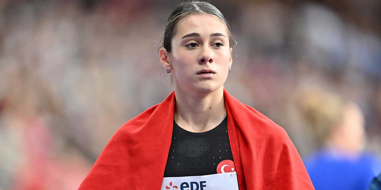 Dünya rekortmeni atletimiz Aysel Önder, gümüş madalya kazandı: Aysel Önder son 100 metrede uçtu!