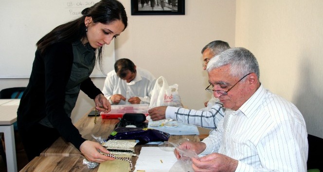 Çankayalı erkekler takı yapıyor