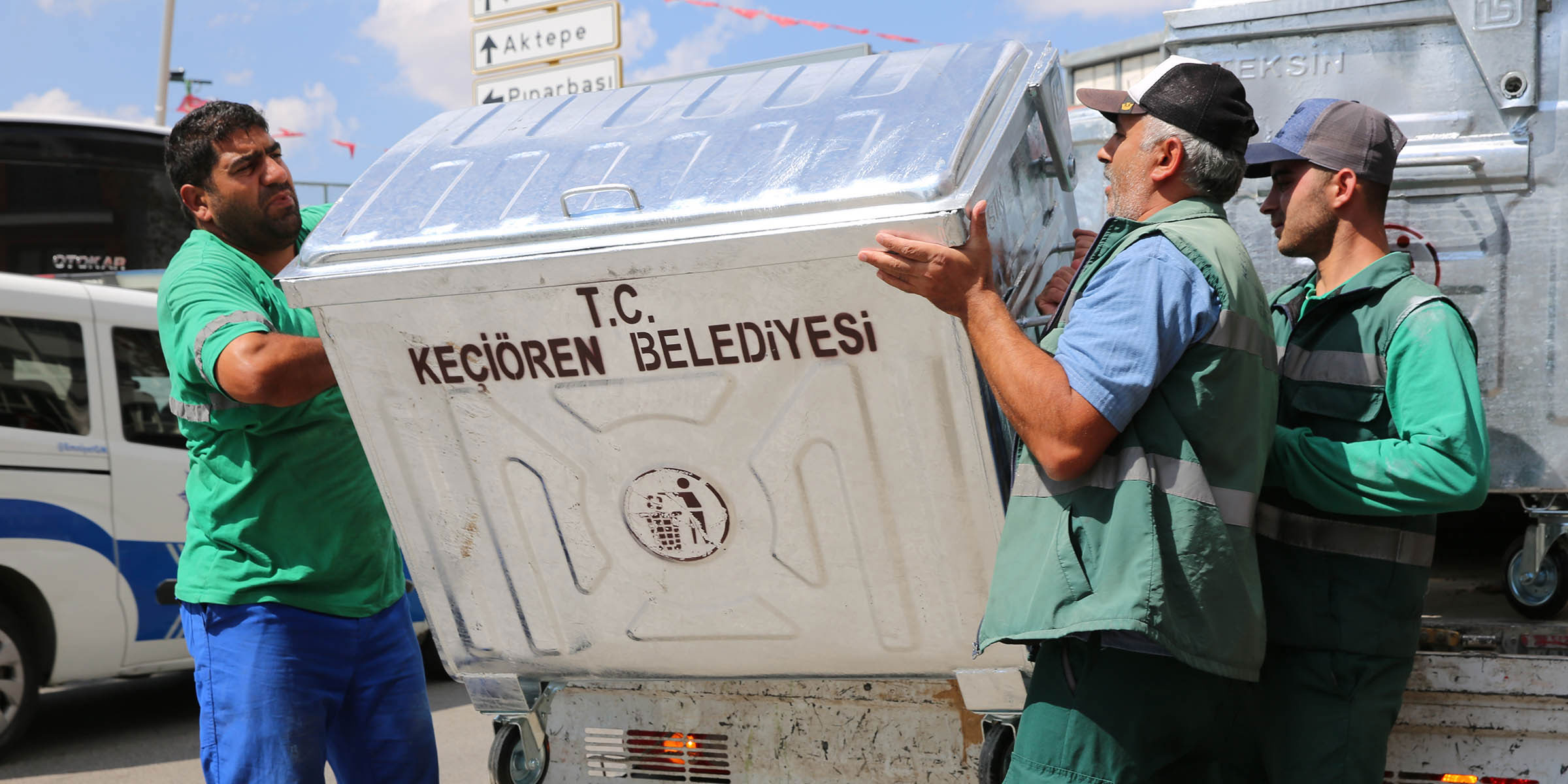 Keçiören’de çöp konteyneri olmayan sokak kalmayacak