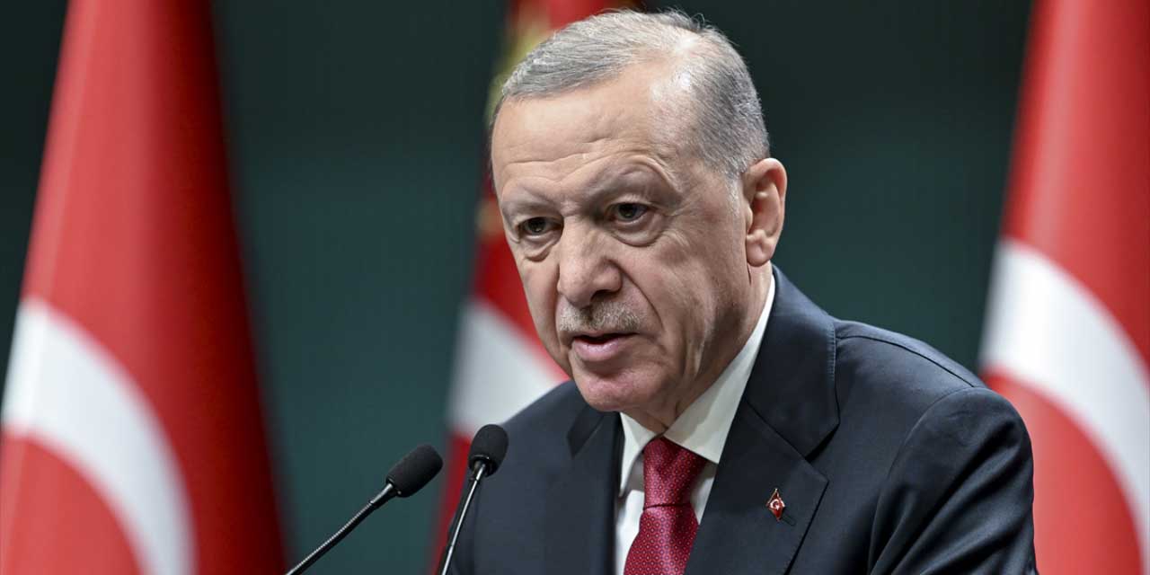 Cumhurbaşkanı Erdoğan AK Parti İl Başkanları Toplantısında konuştu: ''Millete hakaret eden bir şahsı onur konuğu yaptılar!''