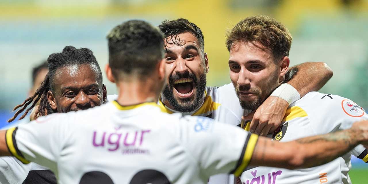 İstanbulspor, Ümraniyespor'u rahat geçti: Liderliği geri aldı