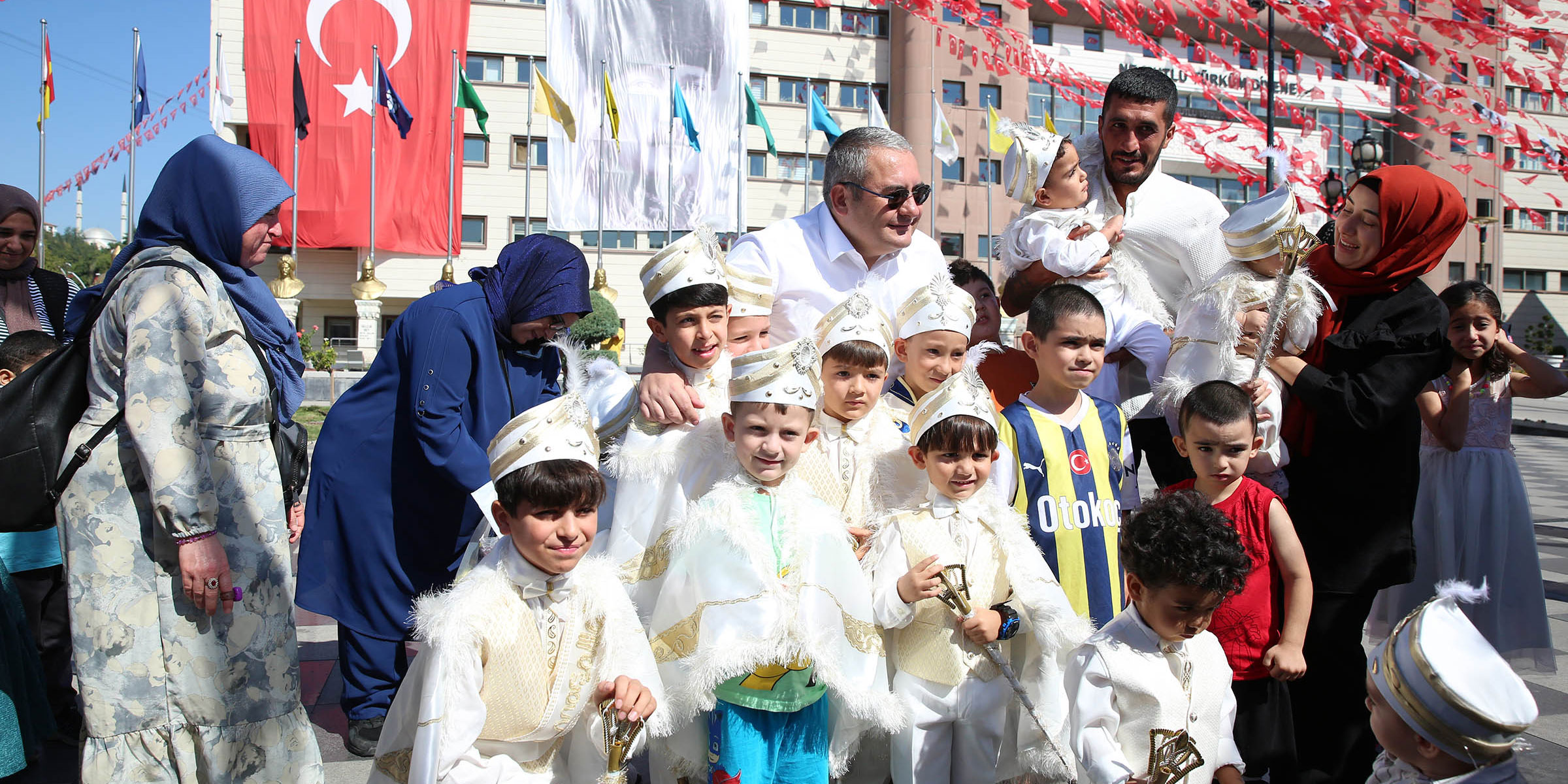 Keçiören’de yüzlerce çocuk sünnet edildi