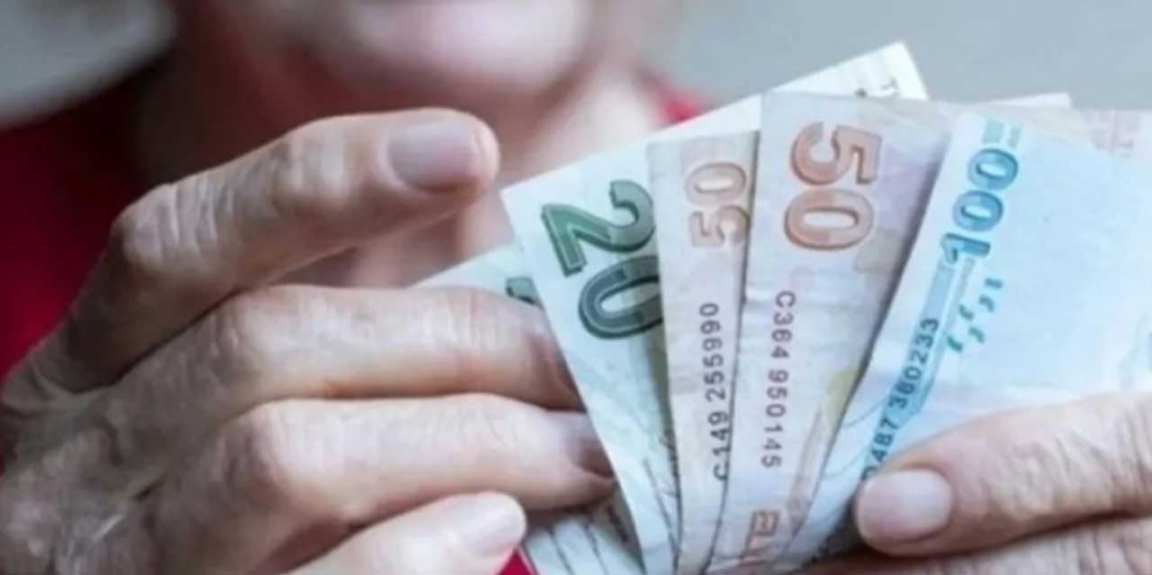 Emekli maaşları için yeni gündem: Yüksek oran formülü!