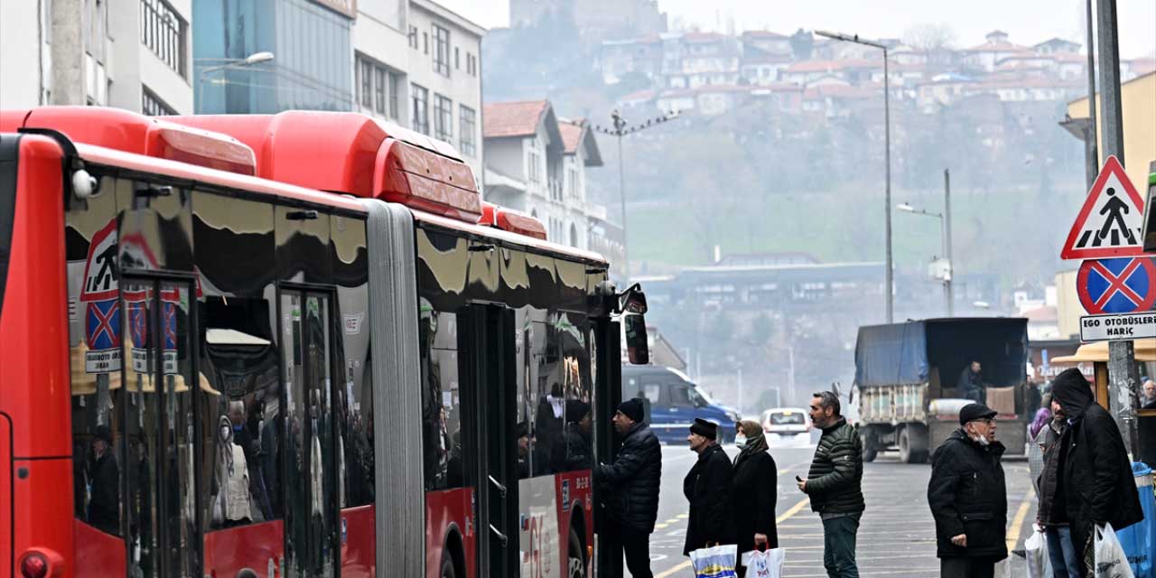 Ankara kara bulutlu: Türkiye sağanak geçişleri yaşayacak!