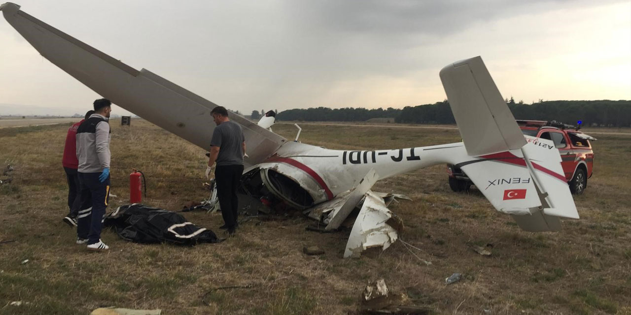 Eğitim uçağı düştü: İki pilot hayatını kaybetti