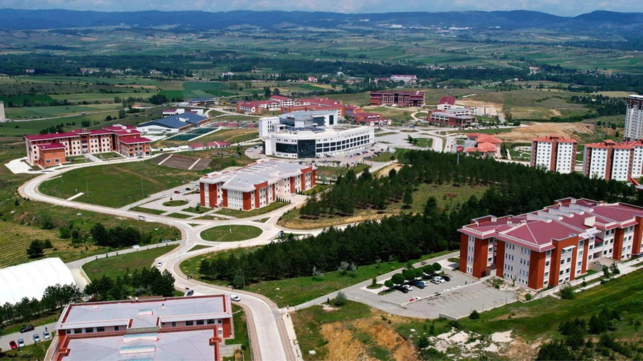 Kastamonu Üniversitesi eski rektörü Seyit Aydın'a 2 yıl hapis