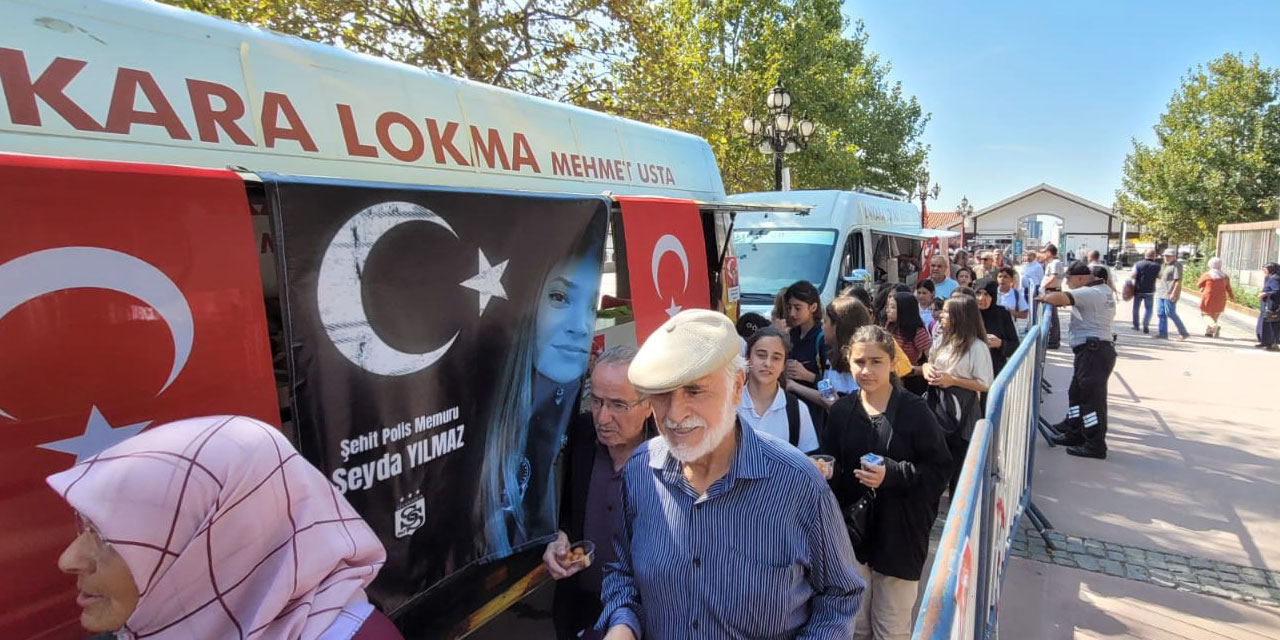 Şehit Şeyda Yılmaz için Ankara'da lokma dağıtıldı