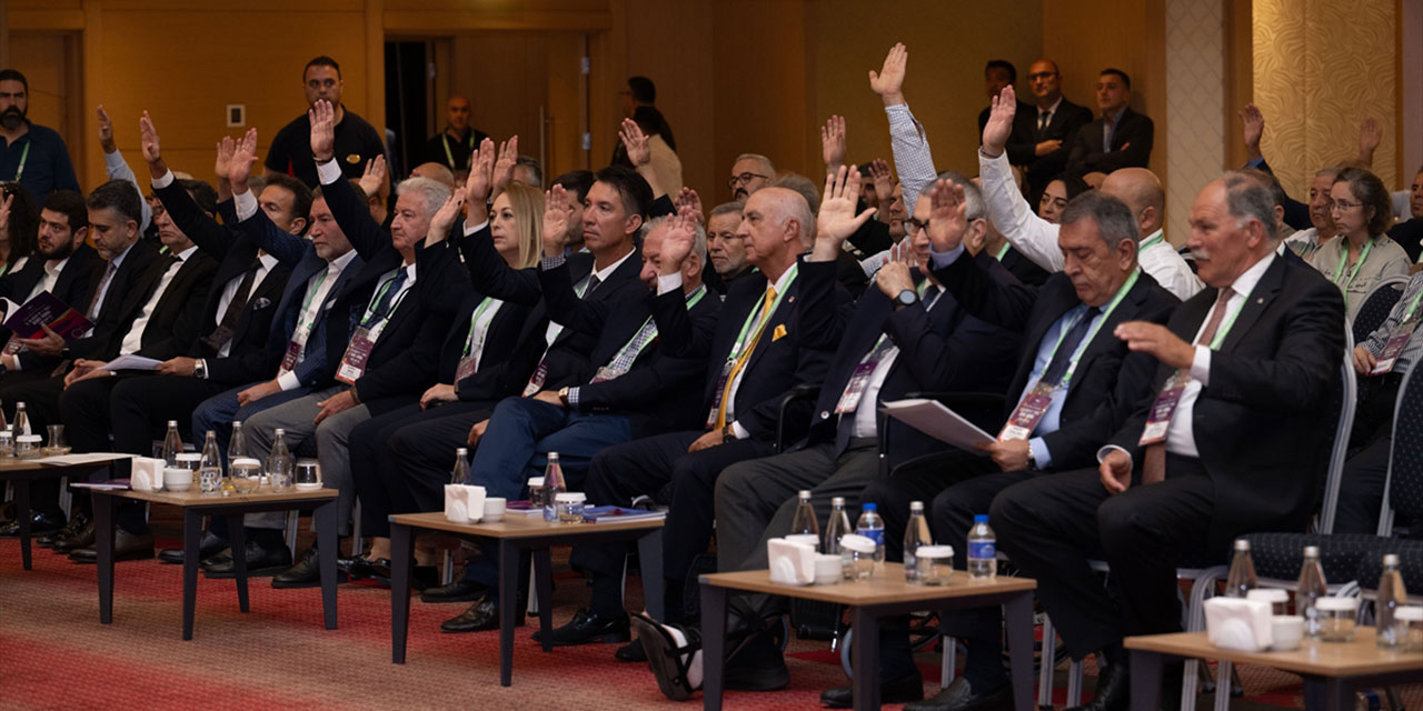 Abdullah Topaloğlu, yeniden Türkiye Okçuluk Federasyonu Başkanı oldu