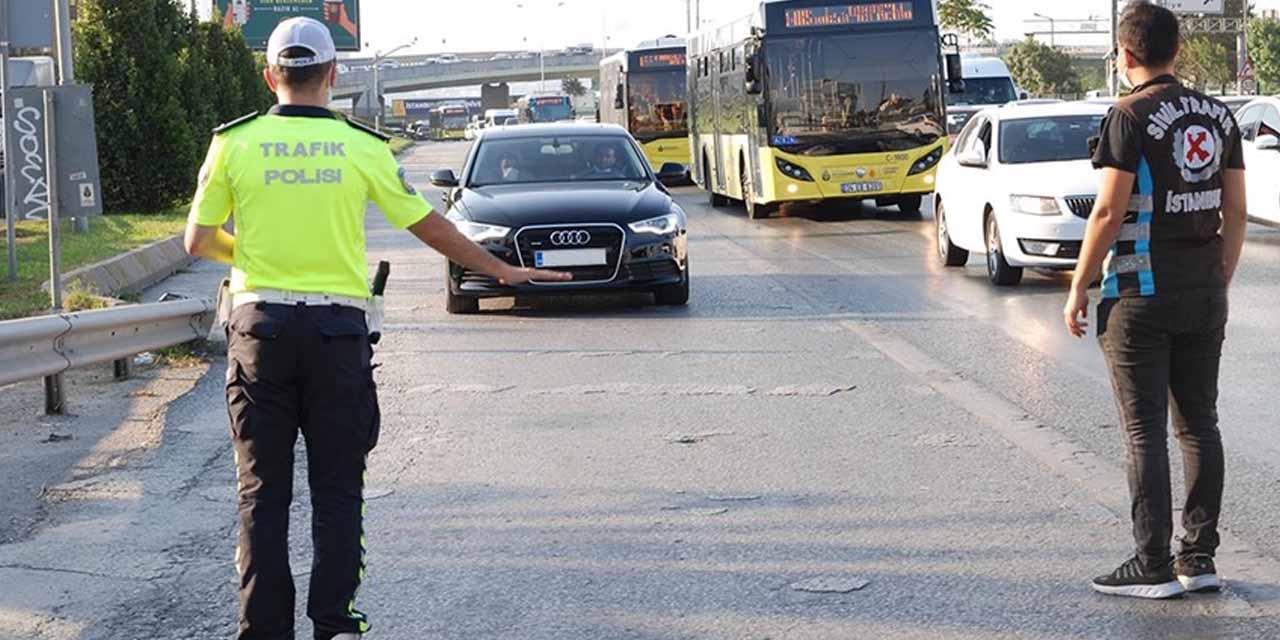 İçişleri Bakanı Yerlikaya: Eylül'de 2.7 milyon araç denetlendi