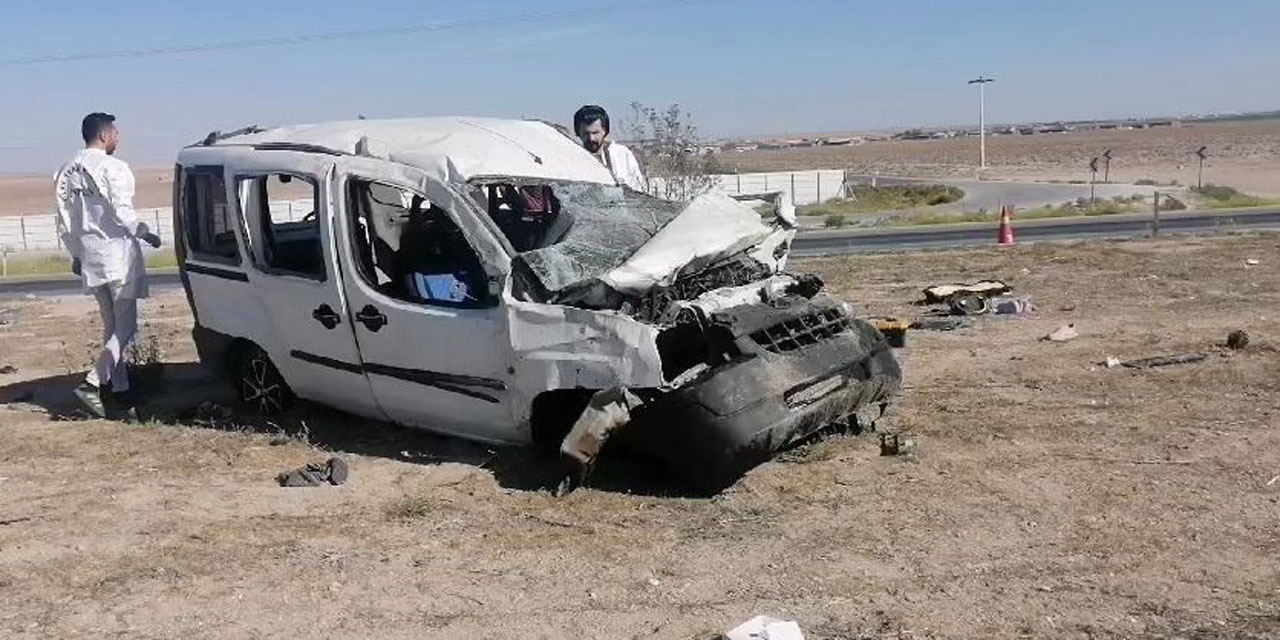 Konya'da TIR'a arkadan çarpan otomobil takla attı: 2 ölü, 3 yaralı!