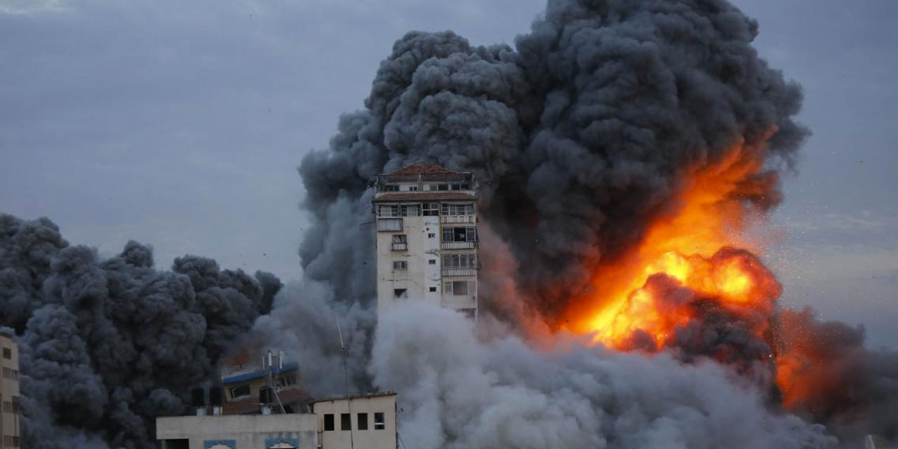 İsrail Gazze'de yerleşim bölgelerine hava saldırısı düzenledi: 73 ölü!