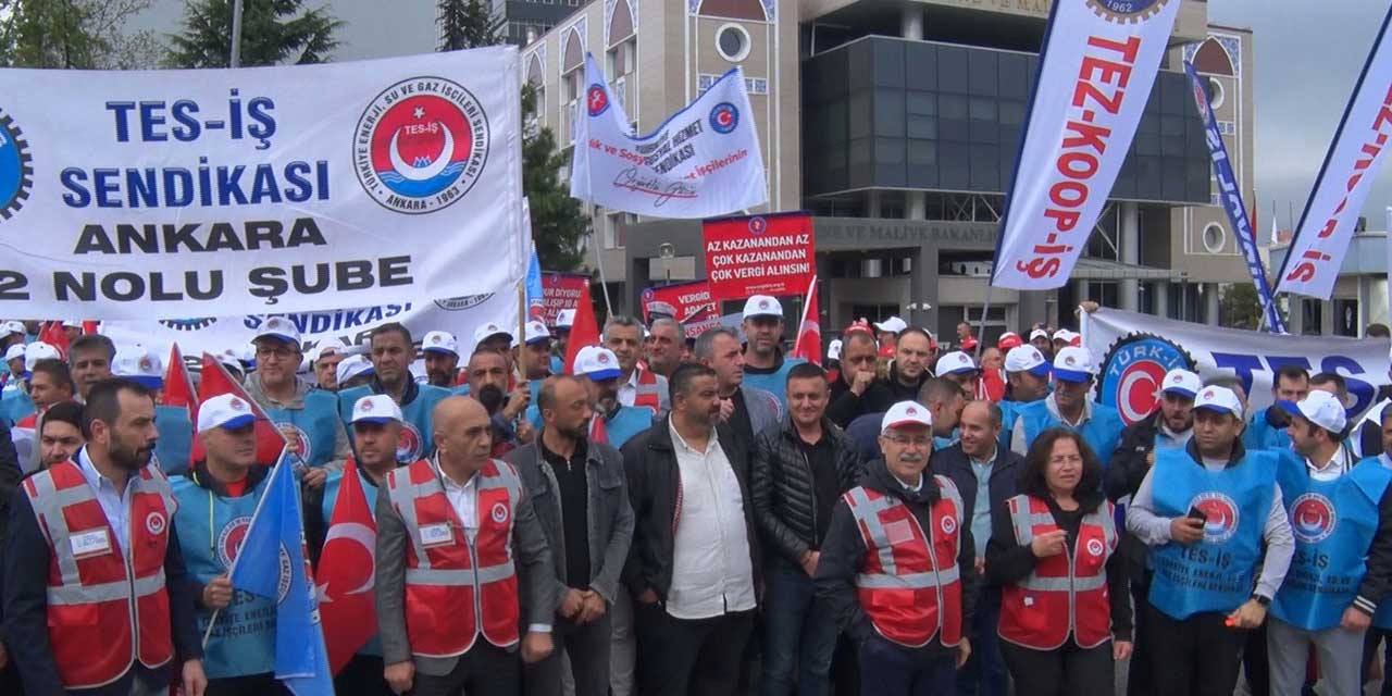 TÜRK-İŞ'ten Hazine ve Maliye Bakanlığı önünde işçi eylemi: "Zordayız, geçinemiyoruz"