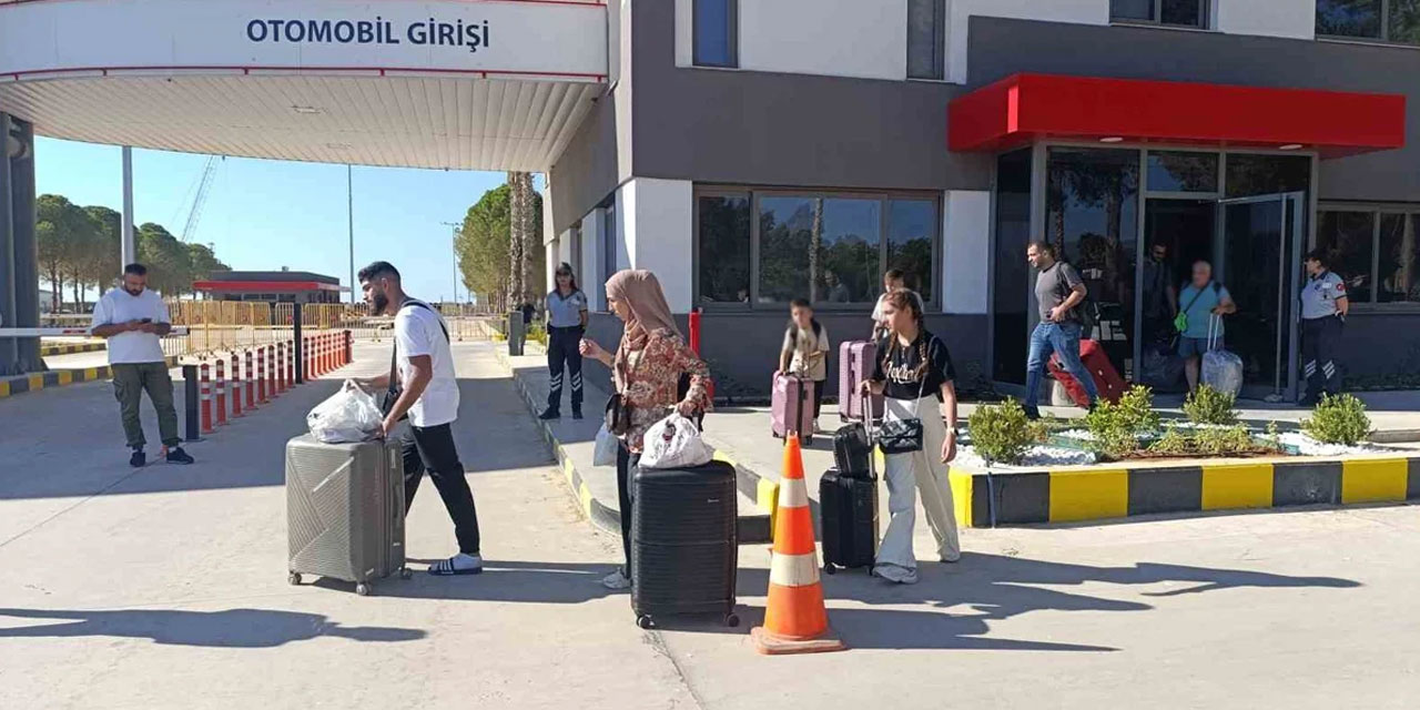 426 Lübnan vatandaşı daha Mersin'e geldi!