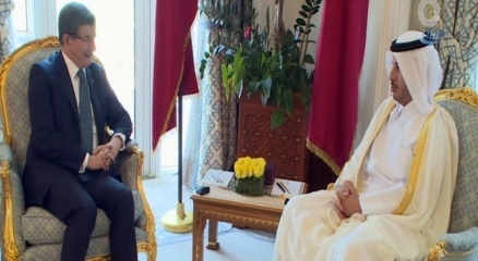 Davutoğlu, Katar Başbakanı ile görüştü