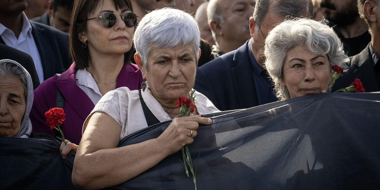 Ankara gar saldırısında yaşamını yitirenler anıldı