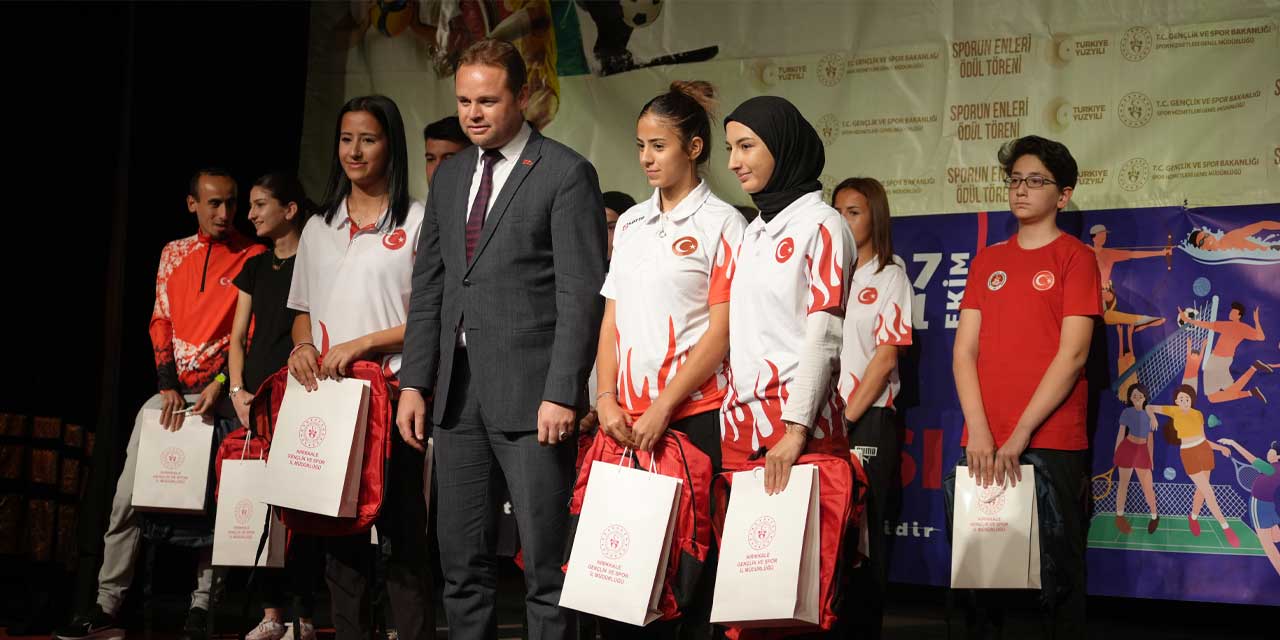 Kırıkkale'de 'Amatör Spor Haftası' etkinliklerinde Sporun enlerine ödül verildi