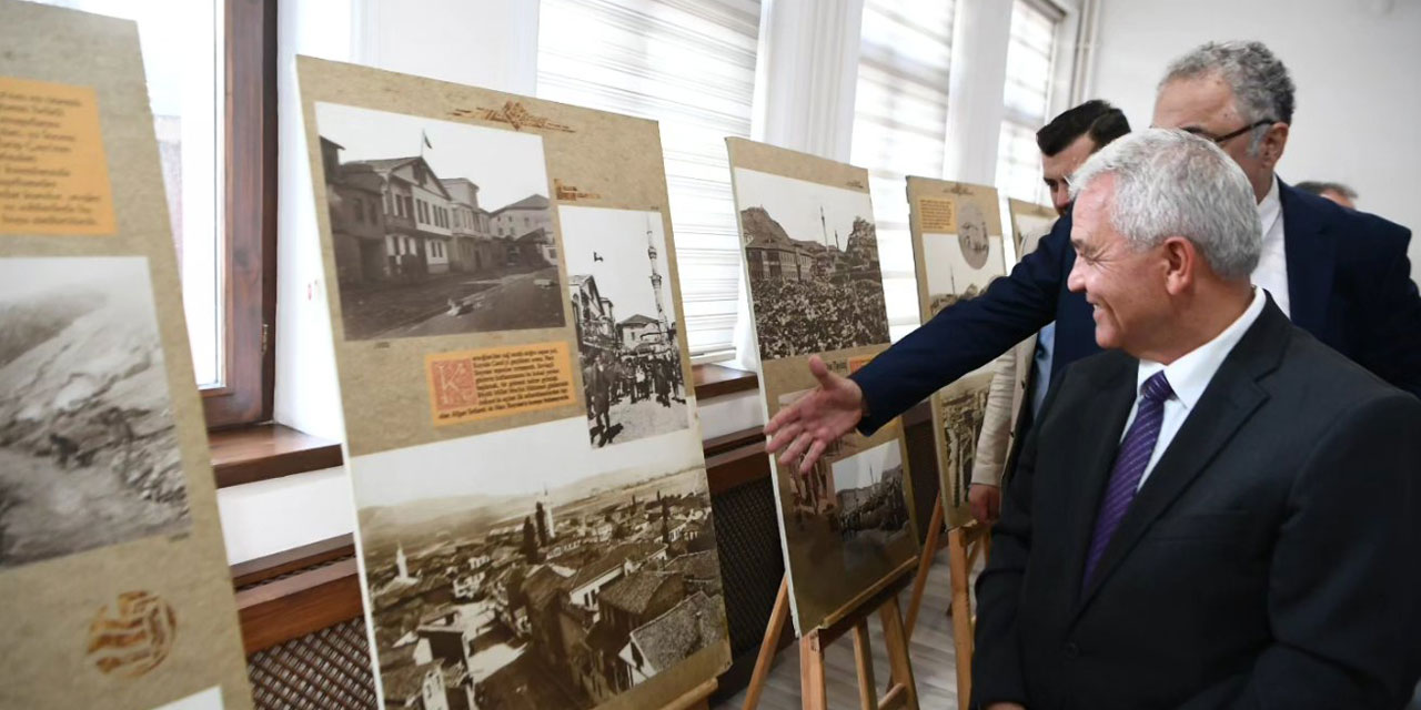 Başkan Şahin, "Bir Başkent'in Doğuşu" fotoğraf sergisini ziyaret etti