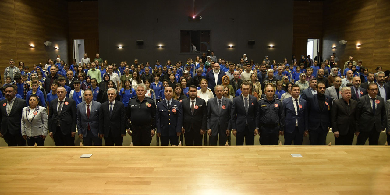 Ankara'nın Başkent oluşunun 101'inci yıl dönümü Kahramankazan'da coşkuyla kutlandı