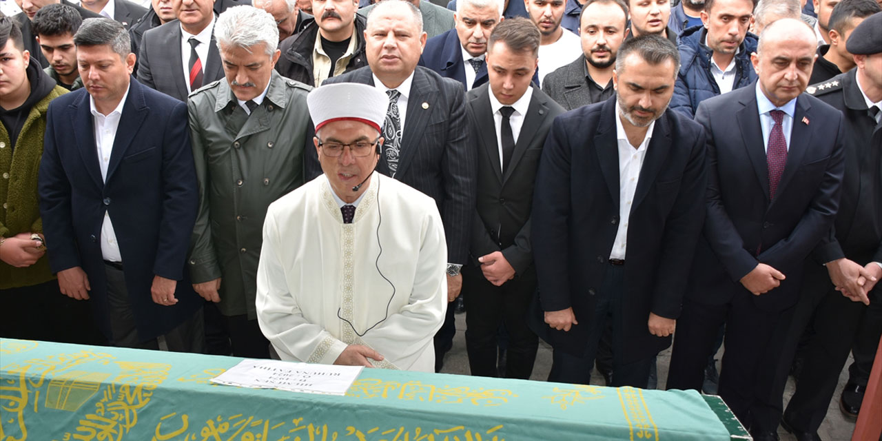 Balışeyh Belediye Başkanı Şen, Kırıkkale'de son yolculuğuna uğurlandı