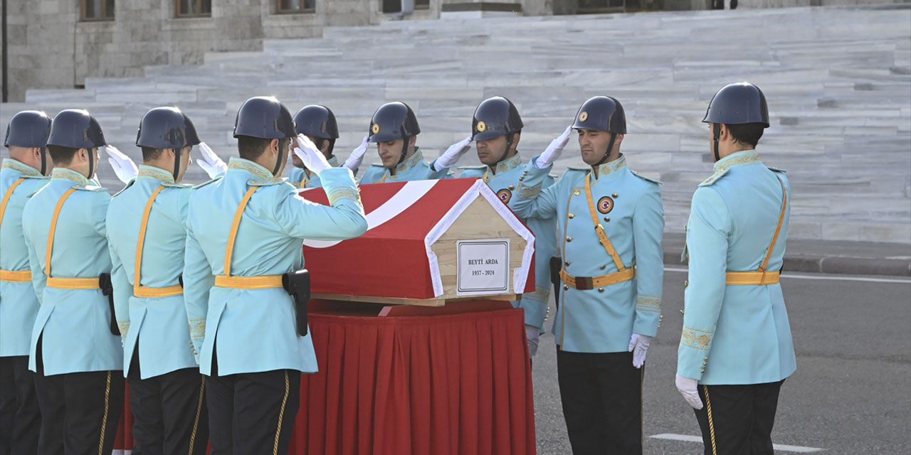 Yaşamını yitiren  eski milletvekili Beyti Arda için TBMM'de tören düzenlendi