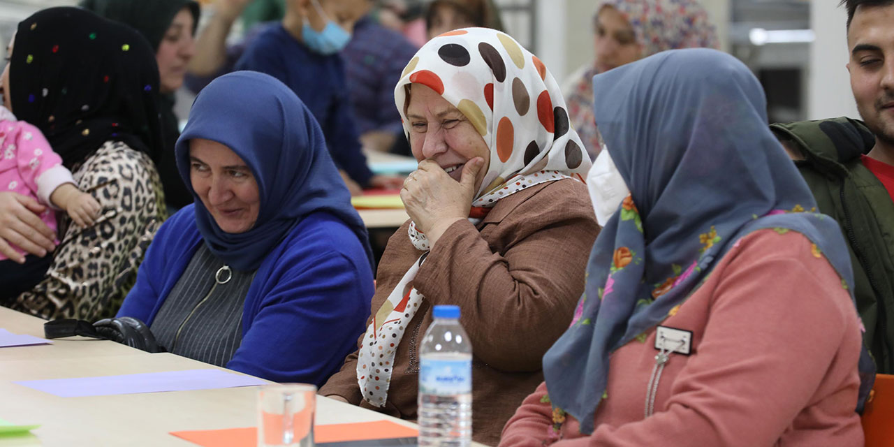 Kanser hastalarına kahkaha terapisi