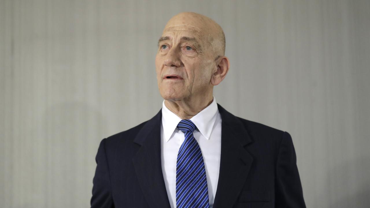 Eski İsrail Başbakanı Olmert "Gazze'yi yok ettiklerini" söyledi