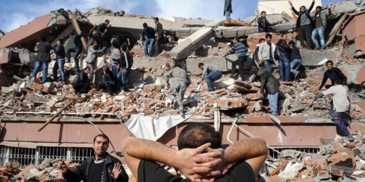 Ankara belediye başkanlarından Düzce Depremi anması