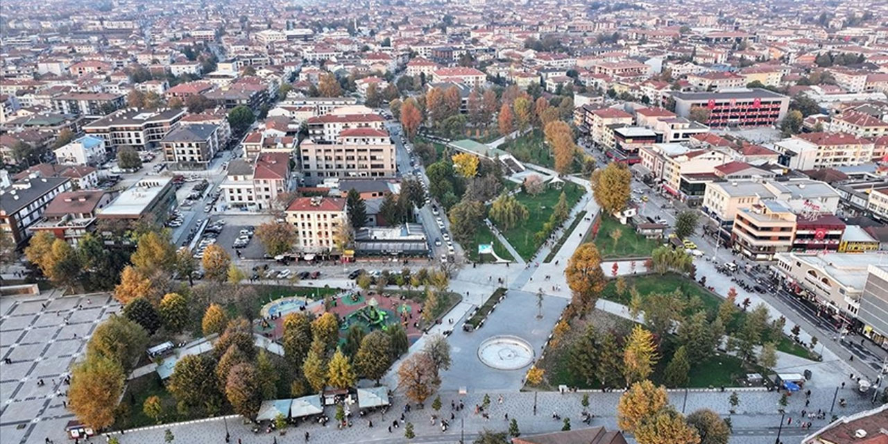 Ankara ilçe belediye başkanlarından Düzce depreminin yıl dönümü paylaşımı