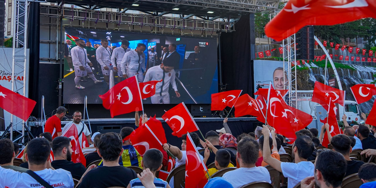 Keçiören'de milli maç heyecanı: Çay ve çorba ikramı olacak