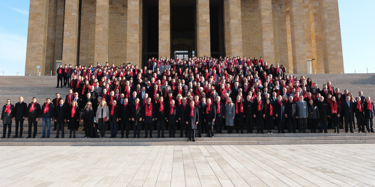 ASO yönetiminden Anıtkabir'e ziyaret