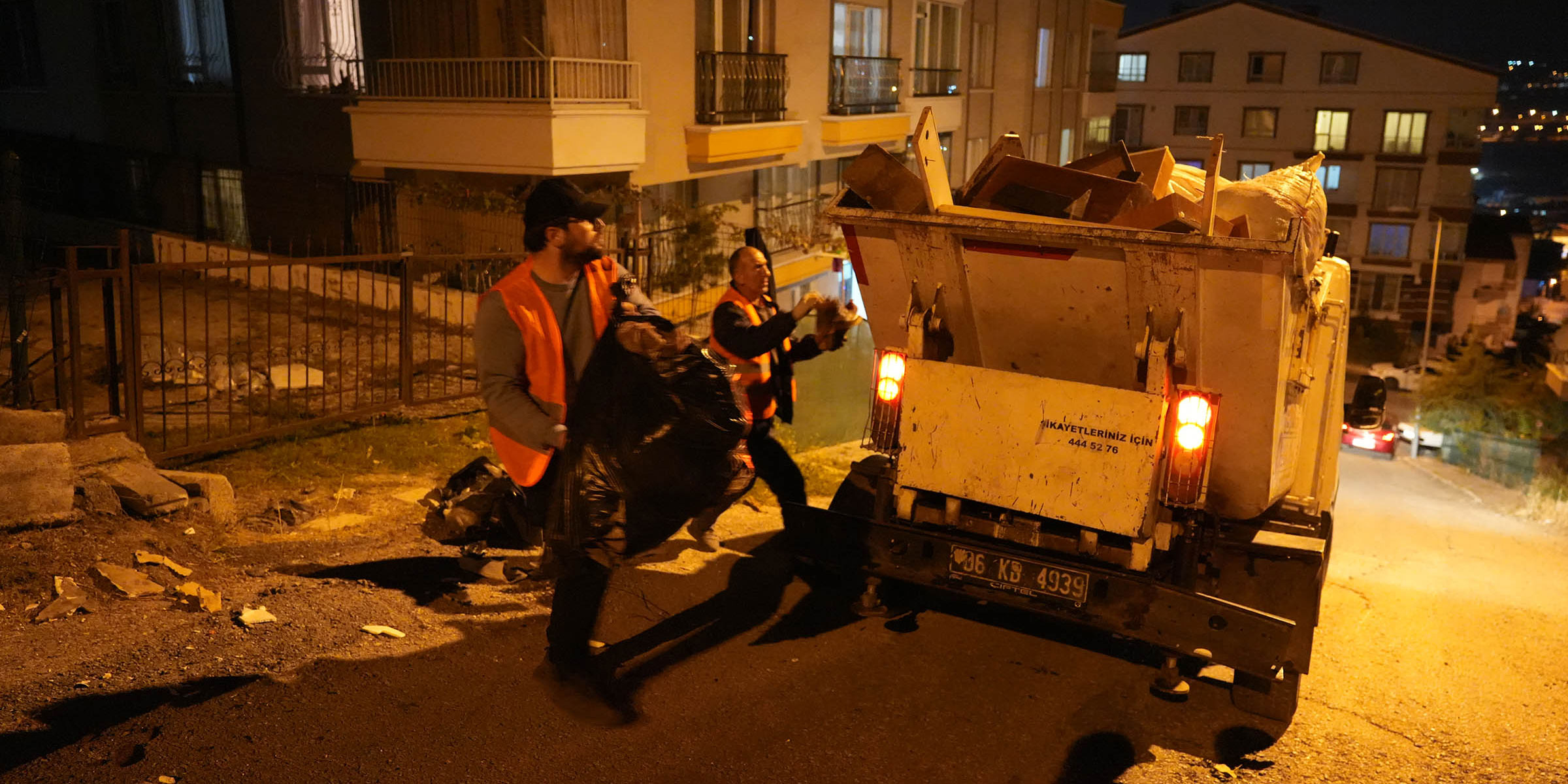 Keçiören'de temizlik seferberliği gece gündüz sürüyor