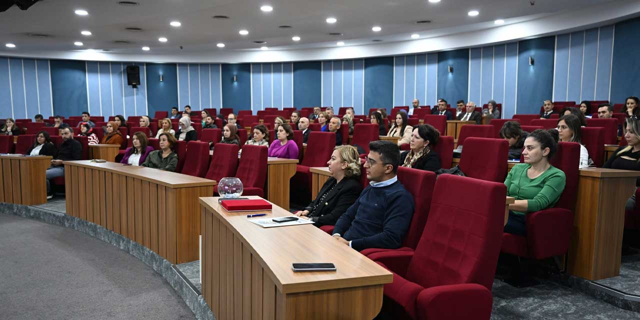 Altındağ Belediyesinden "Aile destekli başarı yolculuğu" semineri