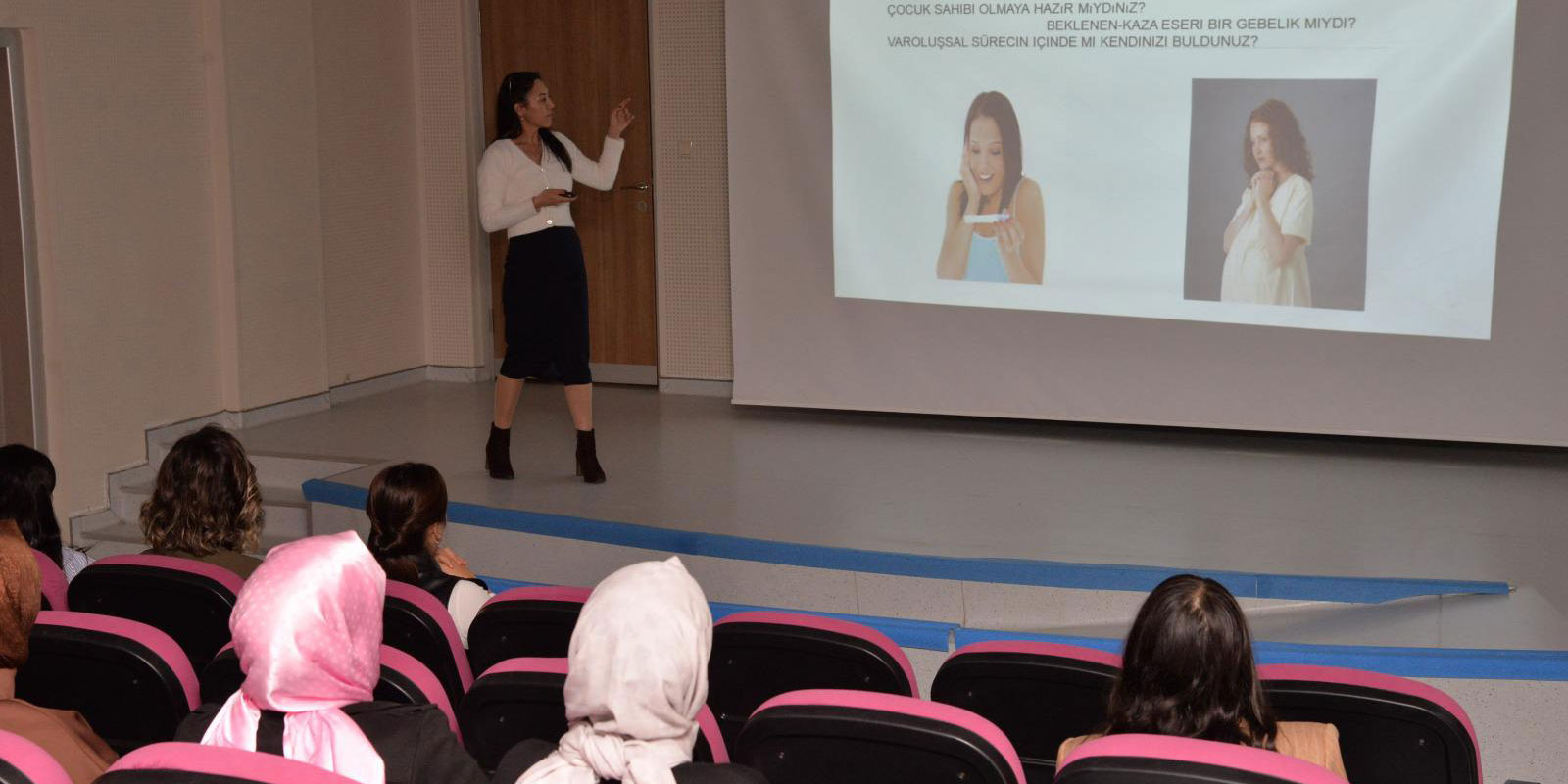 Kahramankazan Belediyesi'nden 'Çocukların Okula Hazırlık Süreci' semineri