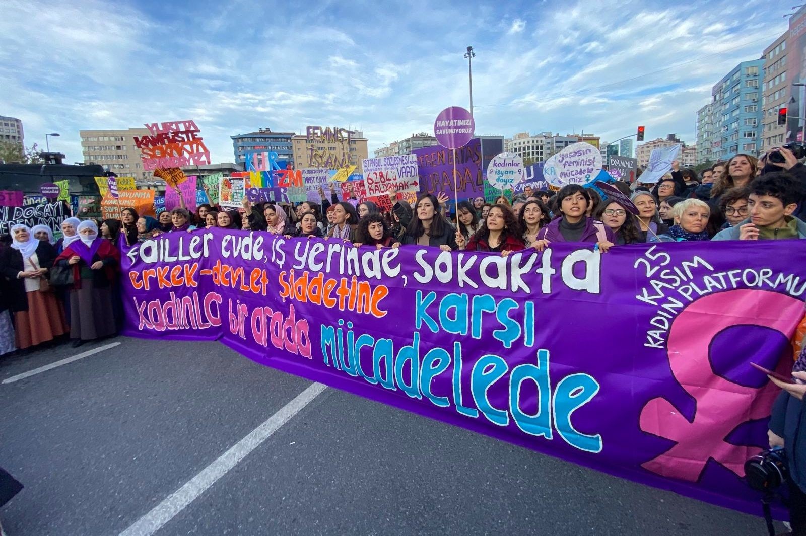 İstanbul Valiliği'nden Beyoğlu yasağı