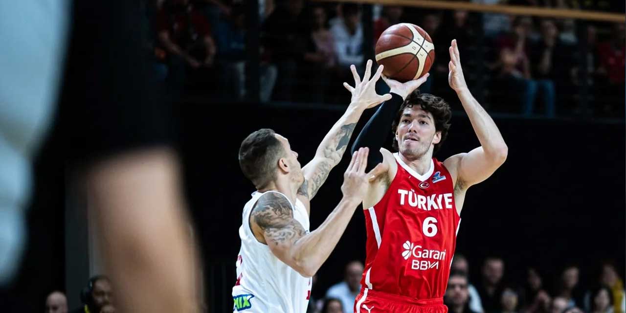 A Milli Erkek Basketbol Takımı, 2025 Avrupa Şampiyonası biletini cebine koydu: Cedi Osman'dan 33 sayılık resital