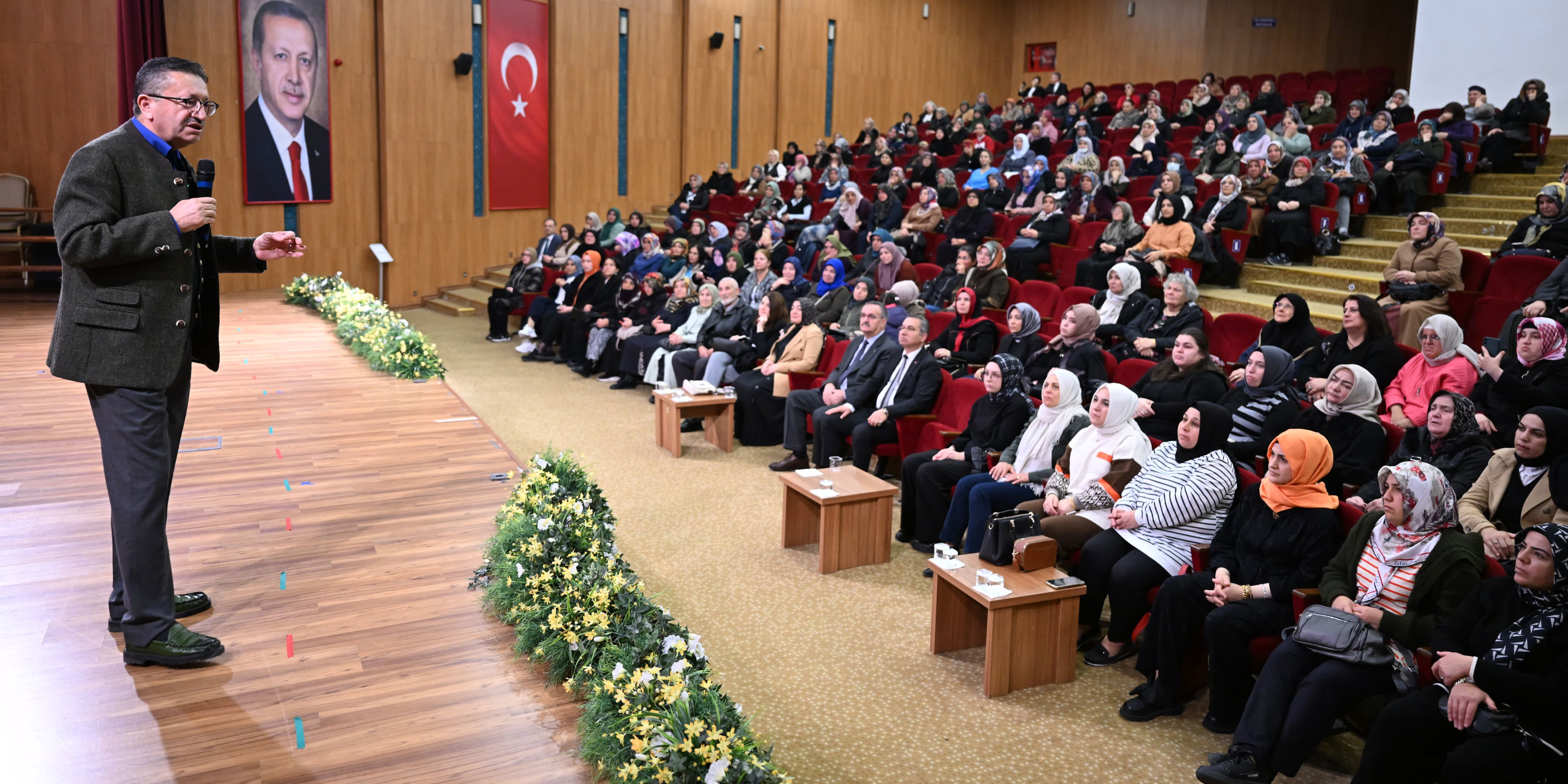 Başkan Tiryaki Altındağlı kadınlarla bir araya geldi