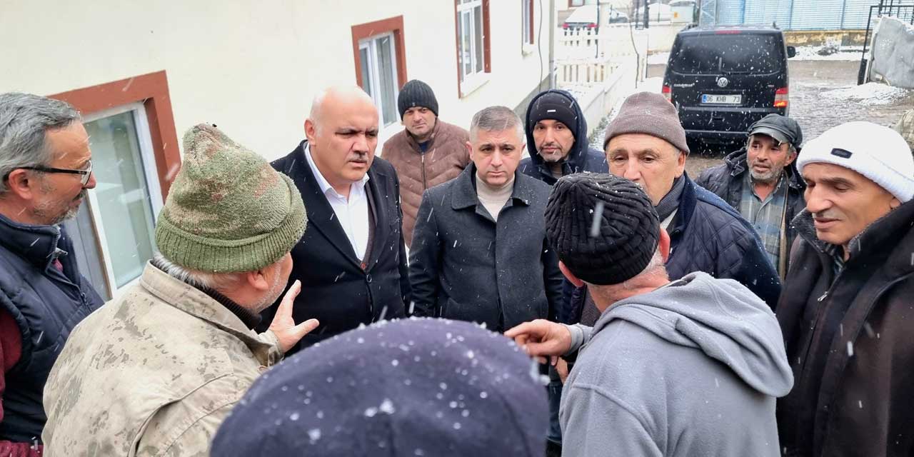 Kızılcahamam Belediye Başkanı Acar'dan yangın sonrası evi zarar gören vatandaşa ziyaret