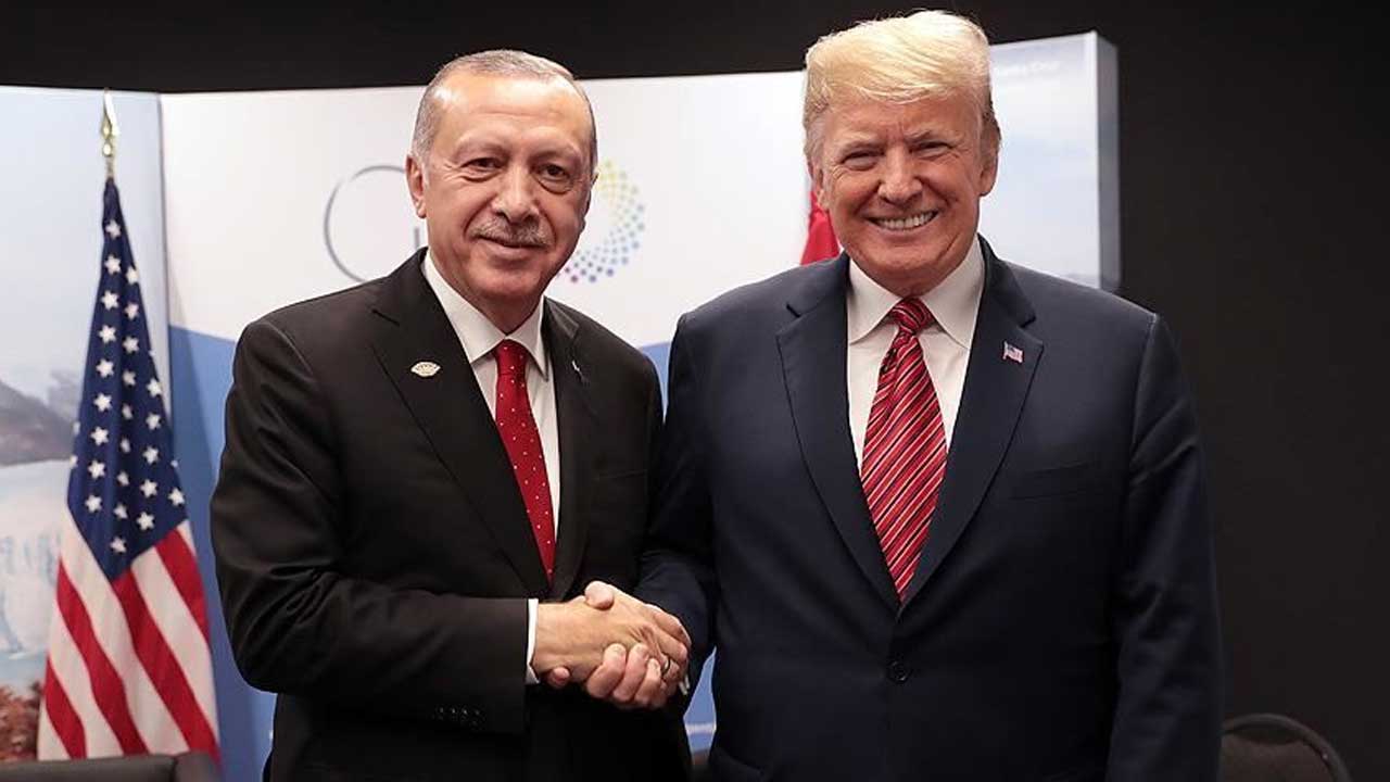 Donald Trump'tan Cumhurbaşkanı Erdoğan'a övgü dolu sözler: Türkiye önemli bir güç; Erdoğan, çok akıllı ve çok güçlü bir adam