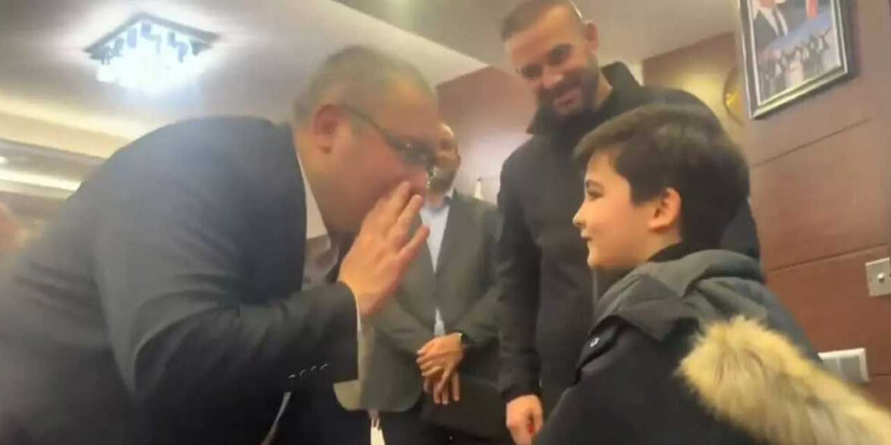 Mesut  Özarslan’dan “Rüşvet” diyaloğu özrü: Umut Akdoğan "Haddini aşan bir ifade" dedi, Özarslan özür diledi