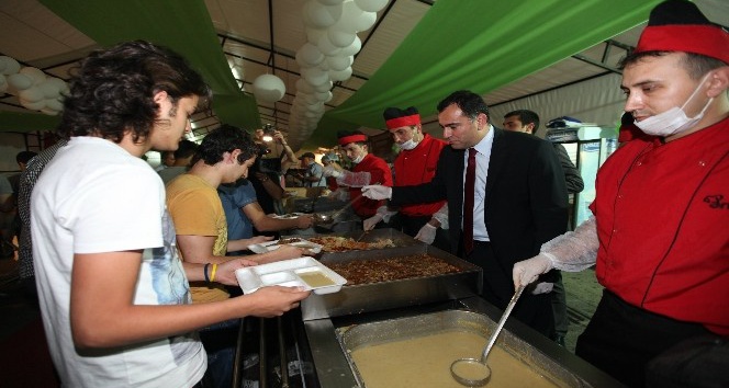 Çankaya Belediyesi 5 bölgeye iftar çadırı kuracak