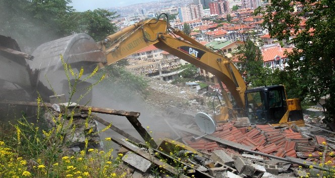 Çankaya’da gecekondular tarih oluyor