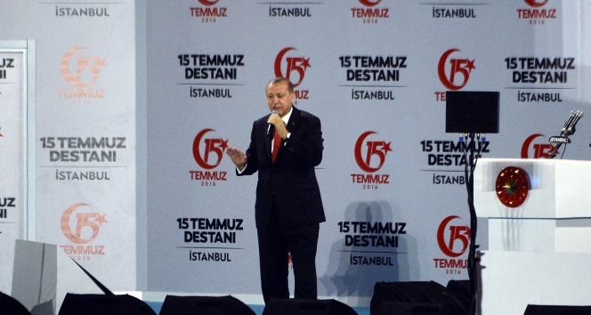 Cumhurbaşkanı Erdoğan: Bu hainlerin kafasını koparacağız