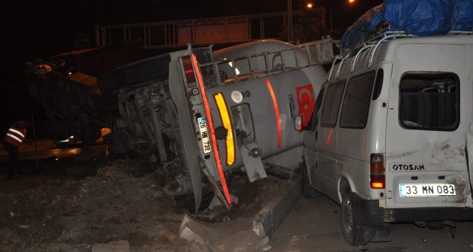 Eskişehir'de zincirleme kaza: 6’sı çocuk 19 yaralı