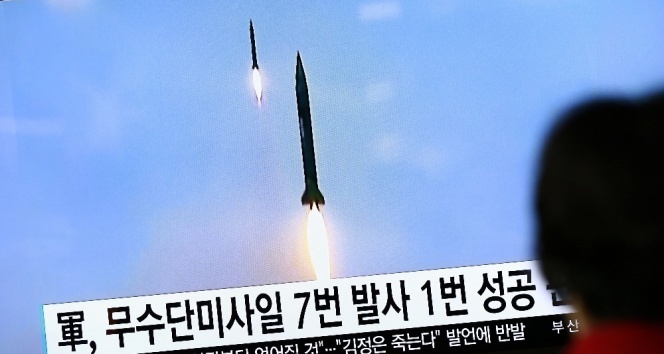 Kuzey Kore, Japonya üzerinden geçen füze fırlattı