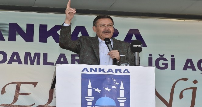 Başkan Gökçek, Ankara’daki Çorumlu iş adamlarıyla bir araya geldi