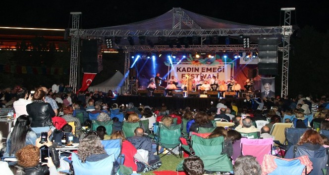 “Kadın Emeği Festivali” Şevval Sam konseriyle final yaptı