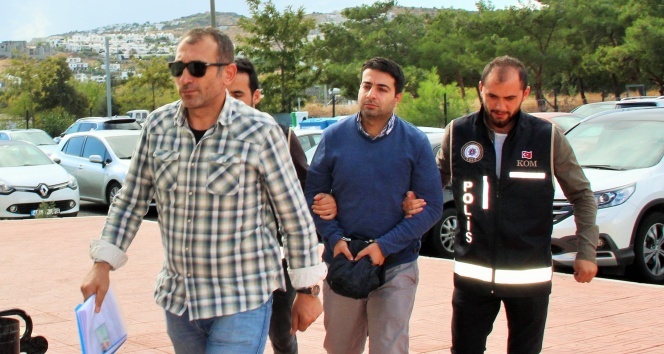 Yunanistan'a kaçarken yakalanan şahıs FETÖ üyesi müsteşar çıktı
