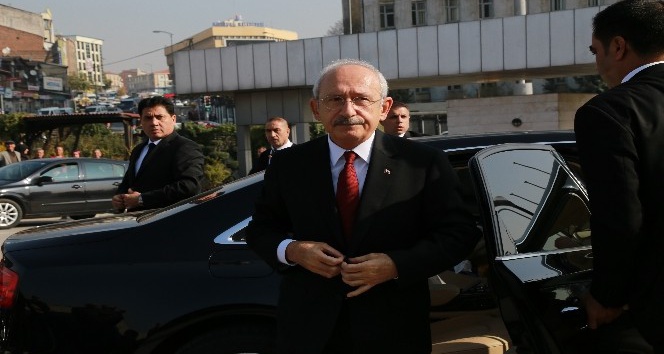 Akıncı ile Kılıçdaroğlu’ndan Baykal’a ziyaret