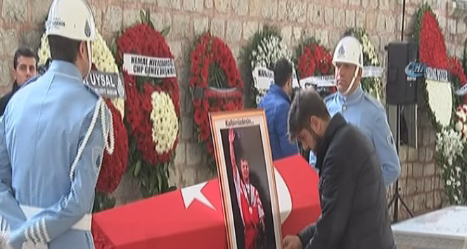 Naim Süleymanoğlu'nun cenazesi Fatih Camii'nde