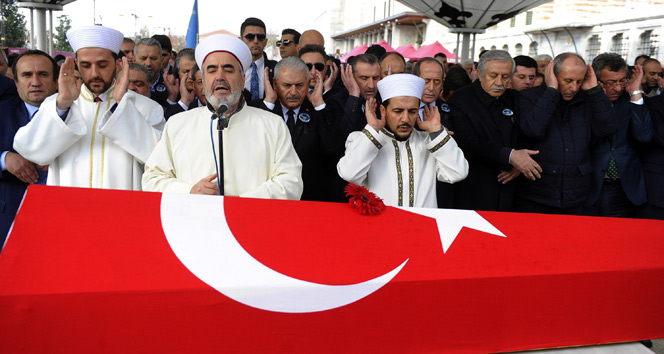 Efsane halterci Naim Süleymanoğlu son yolculuğuna uğurlandı